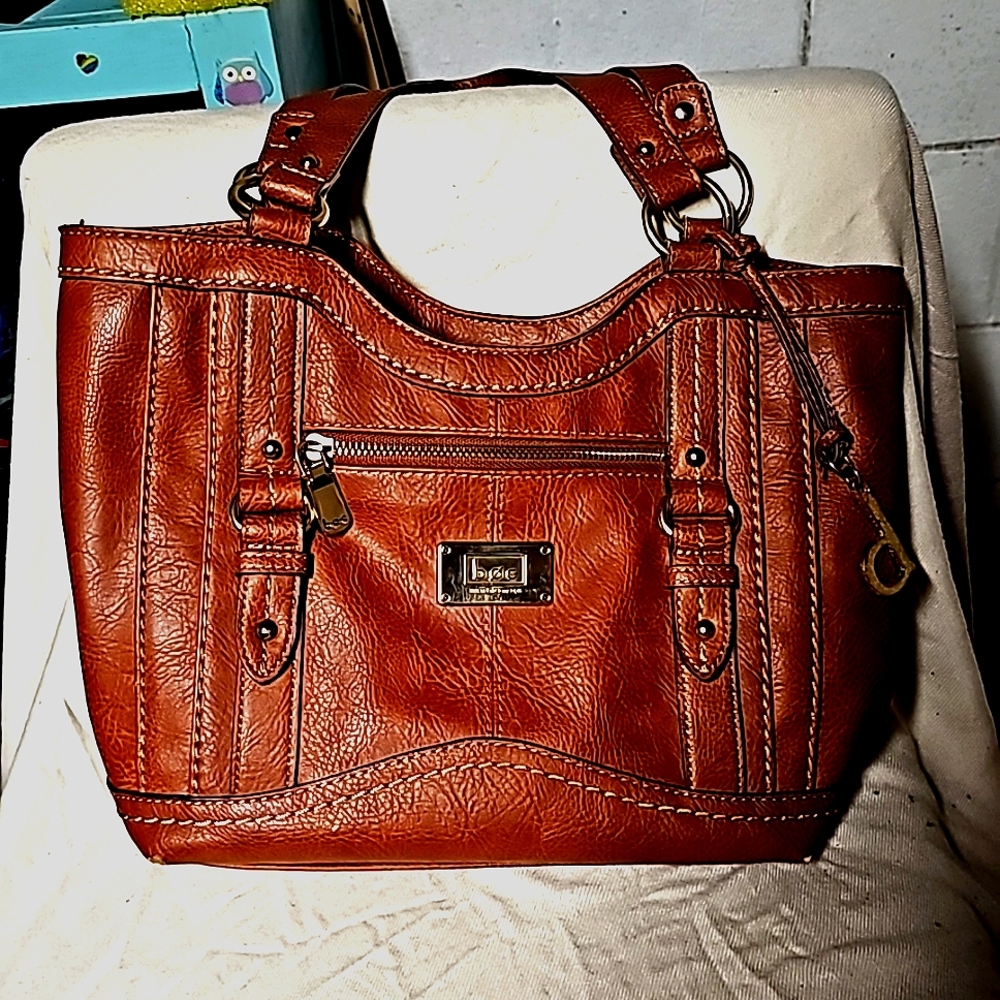Born leather purse browm
